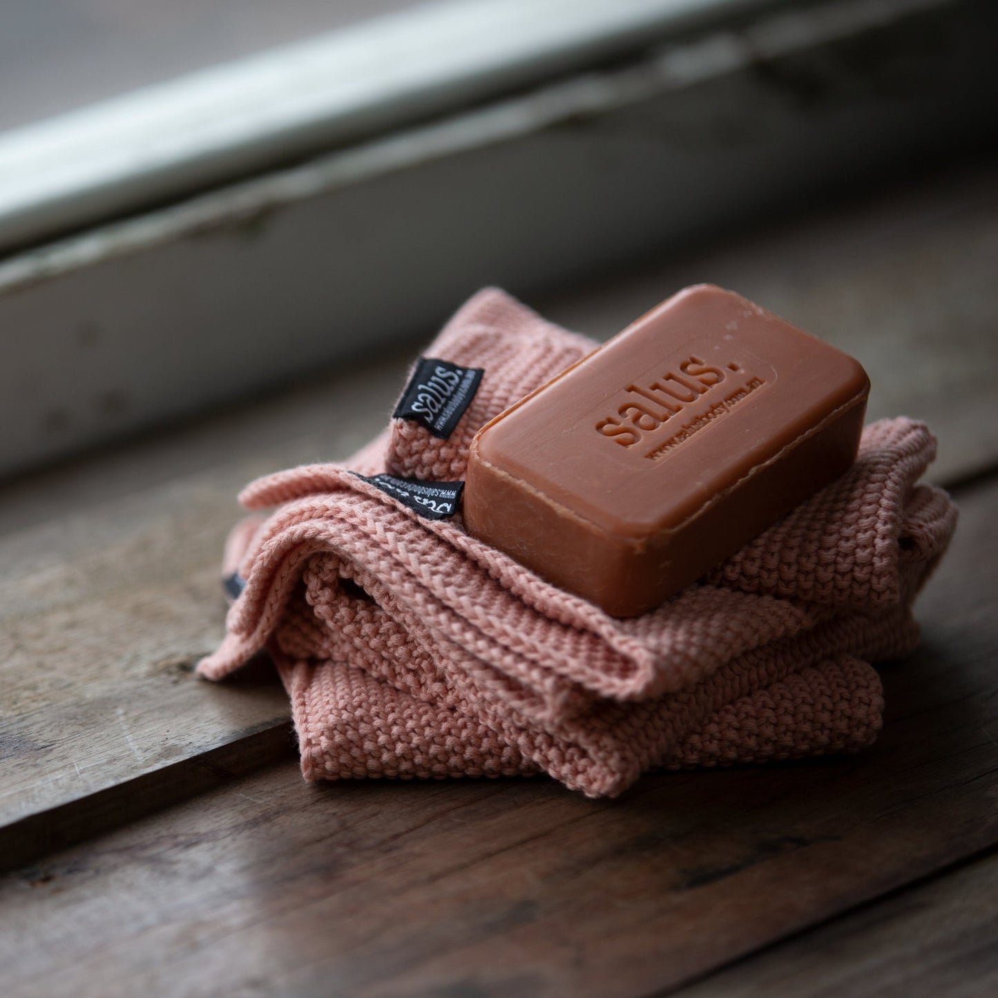 Soap - Chamomile and Rose Geranium SALUS