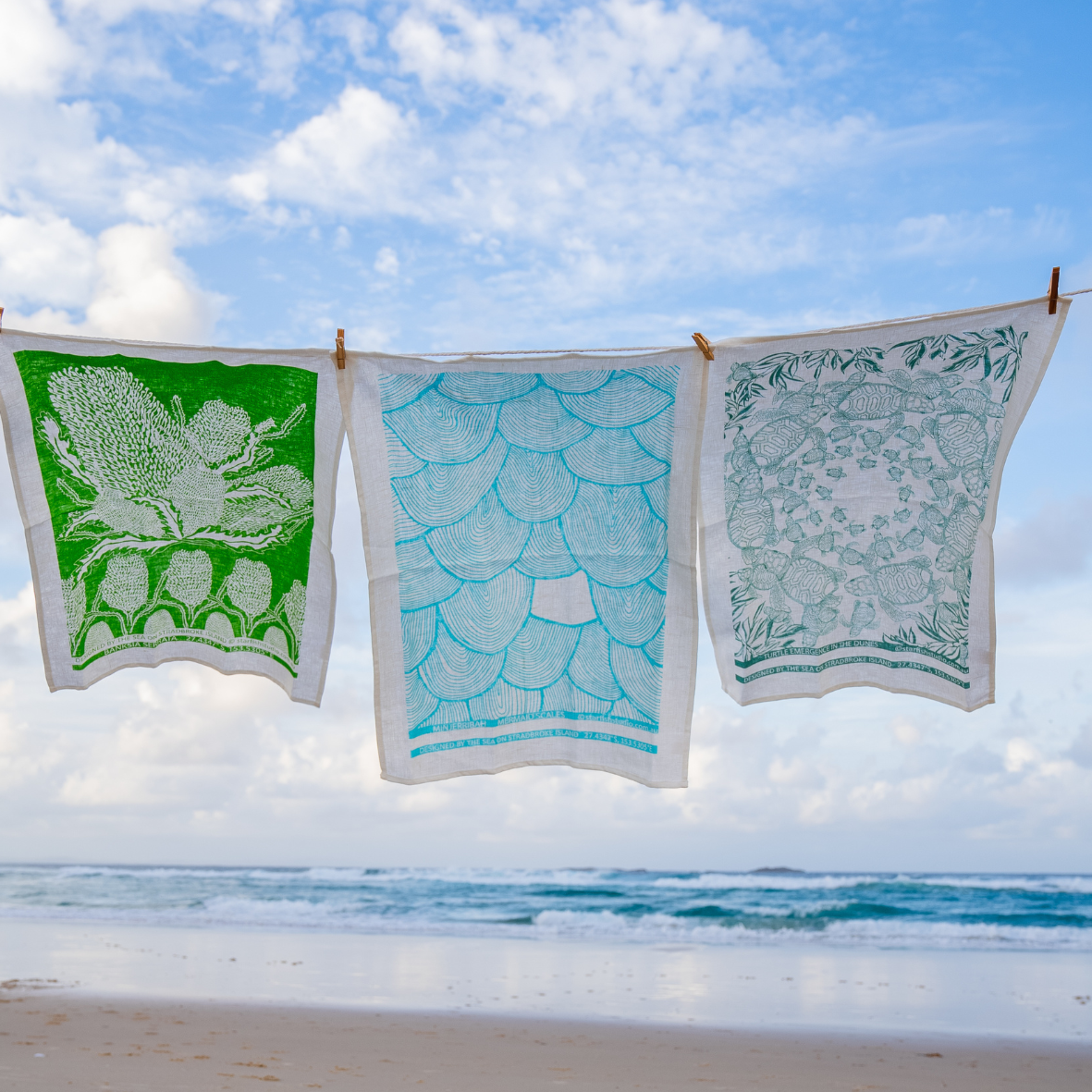 Pure Linen Tea Towel, Turtle Hatchlings, green